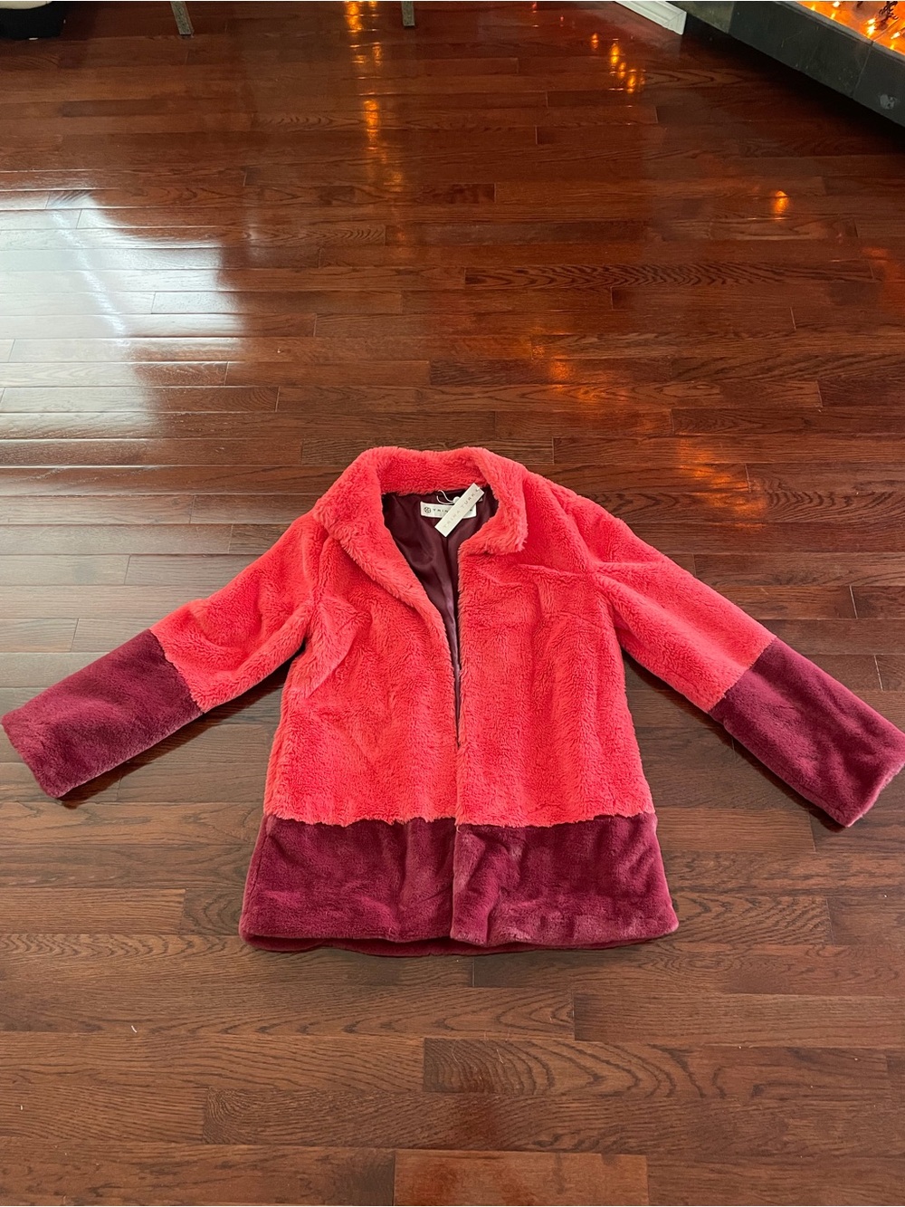 Trina Turk “Blanche” Colorblock Women’s Faux Fur Jacket in Coral/Wine (Small)